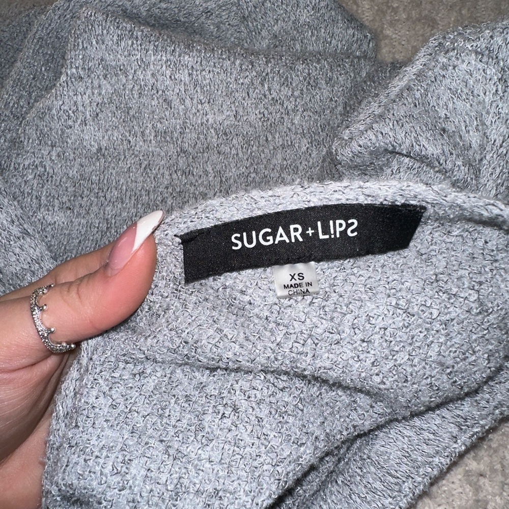 Sugarlips Twist Back Sweater - Picture 8 of 9